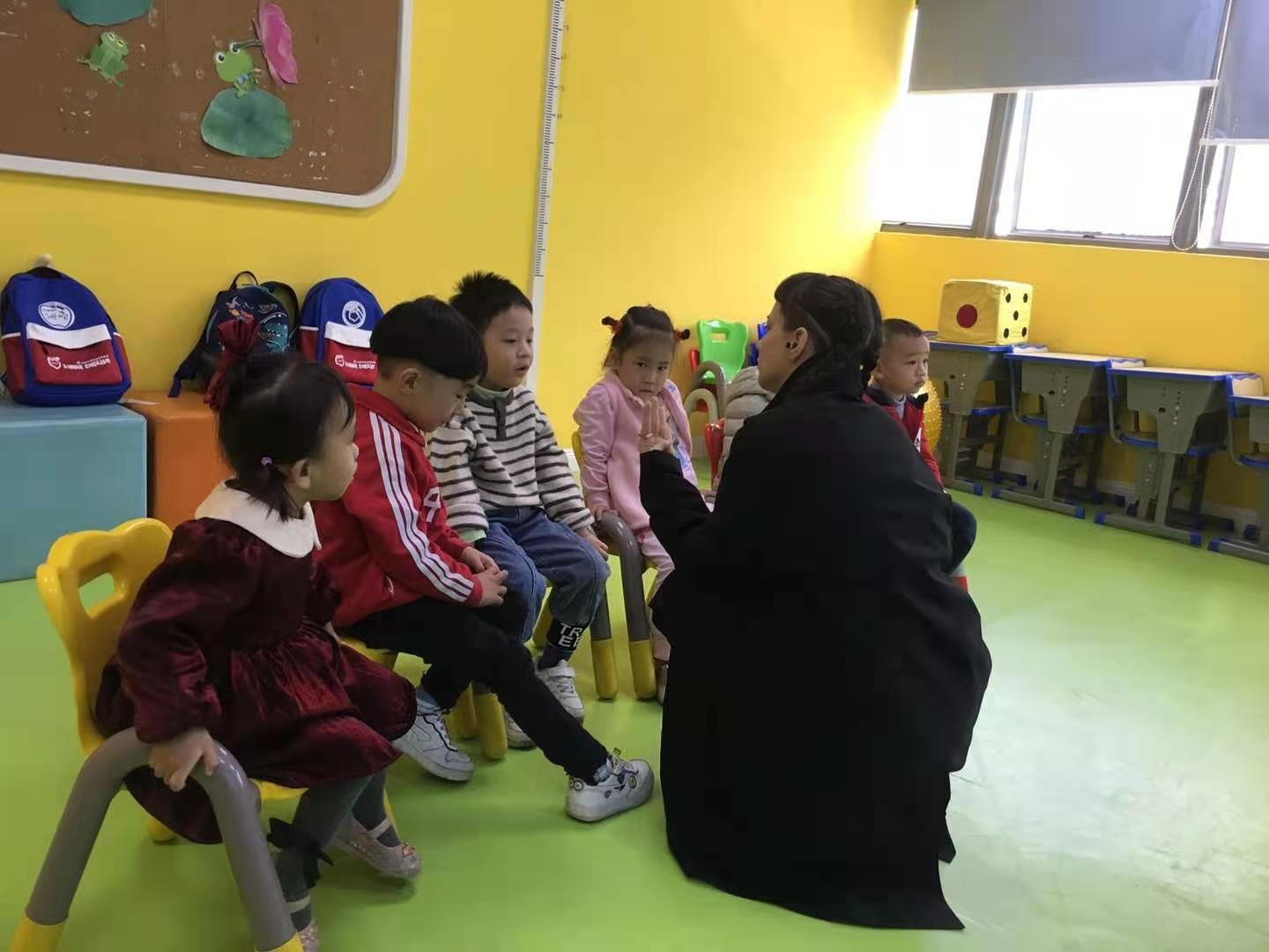 Being A Teacher In China With One Move. – OneMove